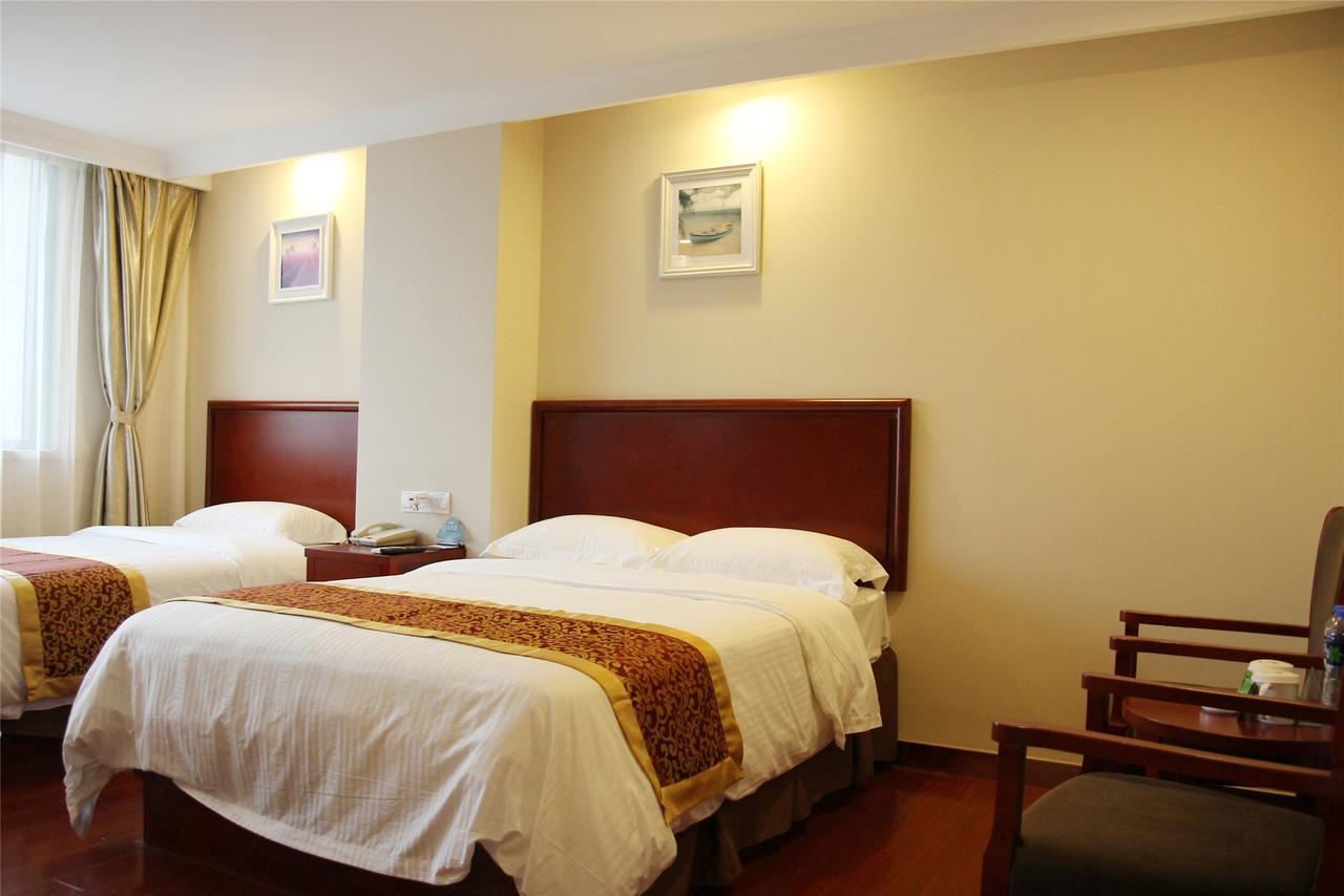 Greentree Inn Huanggang Qichun County Ouyada Square Express Hotel Екстериор снимка