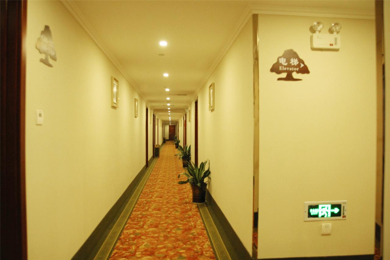 Greentree Inn Huanggang Qichun County Ouyada Square Express Hotel Екстериор снимка